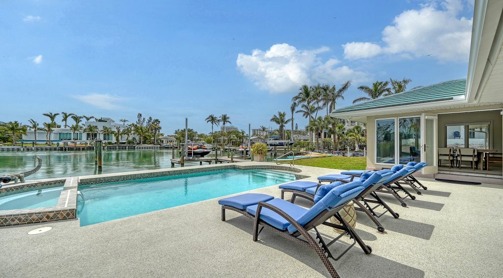 Cleveland - Longboat Key Vacation Rentals Cleveland Drive