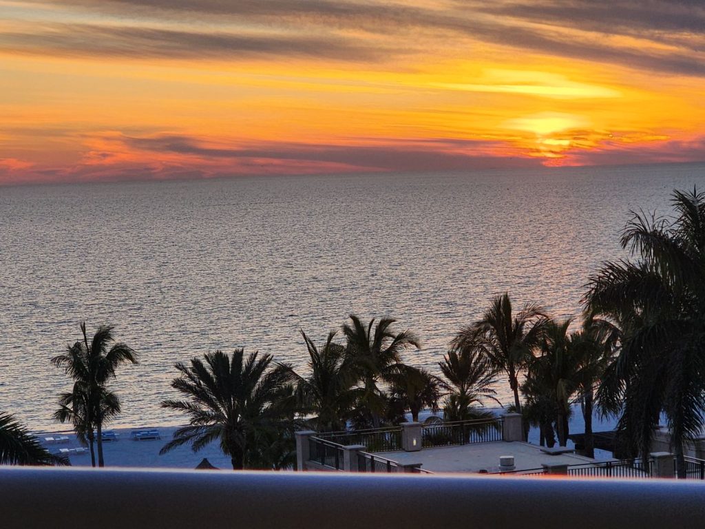sunset - Longboat Key Vacation Rentals Ritz Beach Sunset